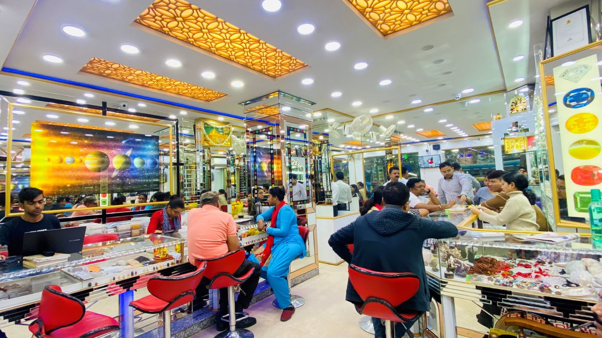 The Allure of Sapphire: Unveiling Nabgraha Gems, Kolkata's Most Trusted 